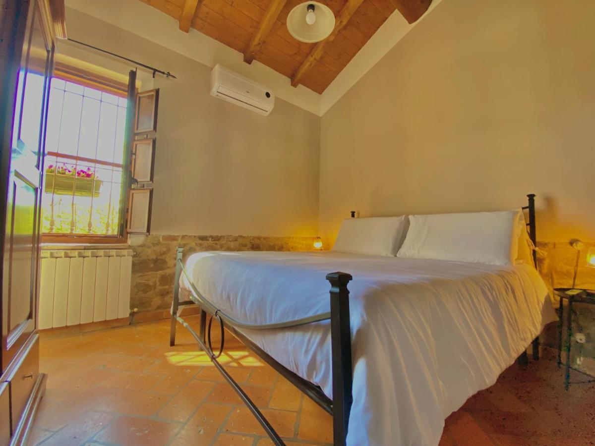 Casolare Del Maestrale - M&M Holiday House بيرودجا المظهر الخارجي الصورة